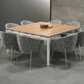 Vergadertafel met 4 poten