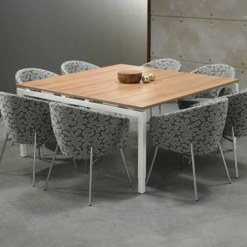 Vergadertafel met 4 poten